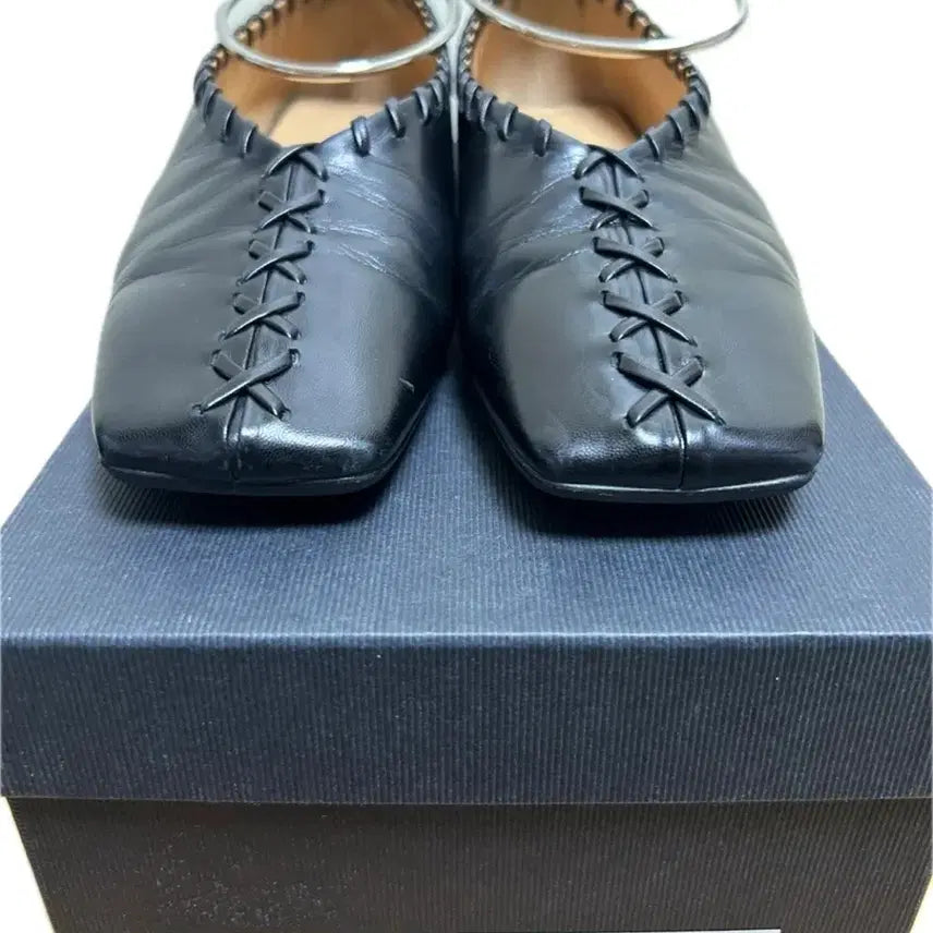 [BUNJANG] Jil Sander Whipped Stitch Ring Flat Shoes / 질샌더 휩스티치 링  플랫 블랙 37
