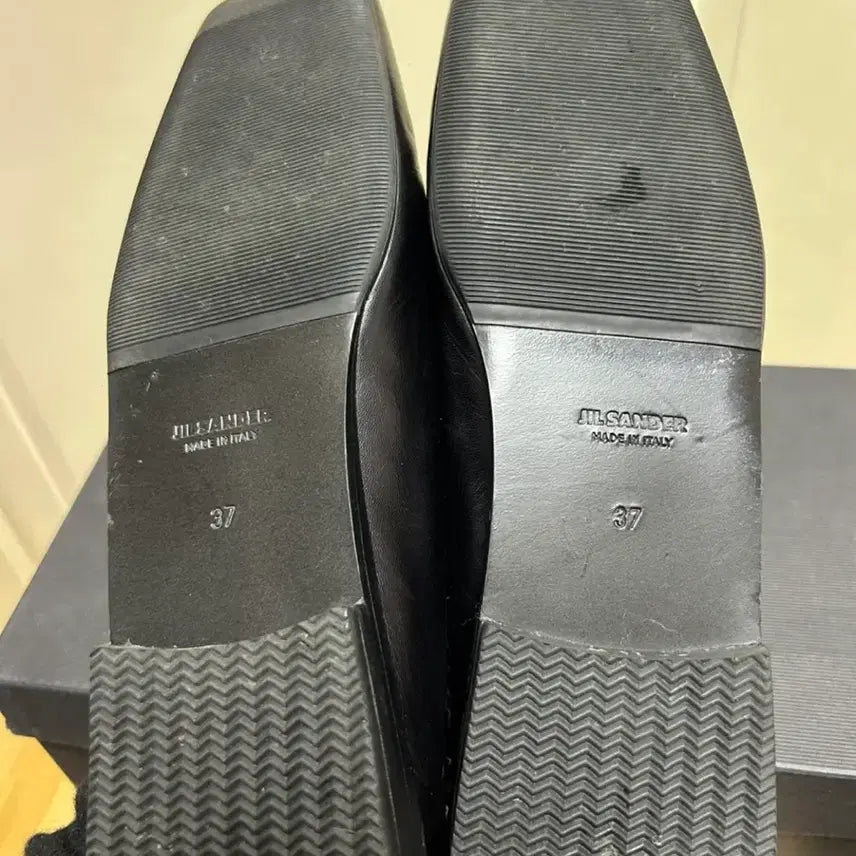 [BUNJANG] Jil Sander Whipped Stitch Ring Flat Shoes / 질샌더 휩스티치 링  플랫 블랙 37