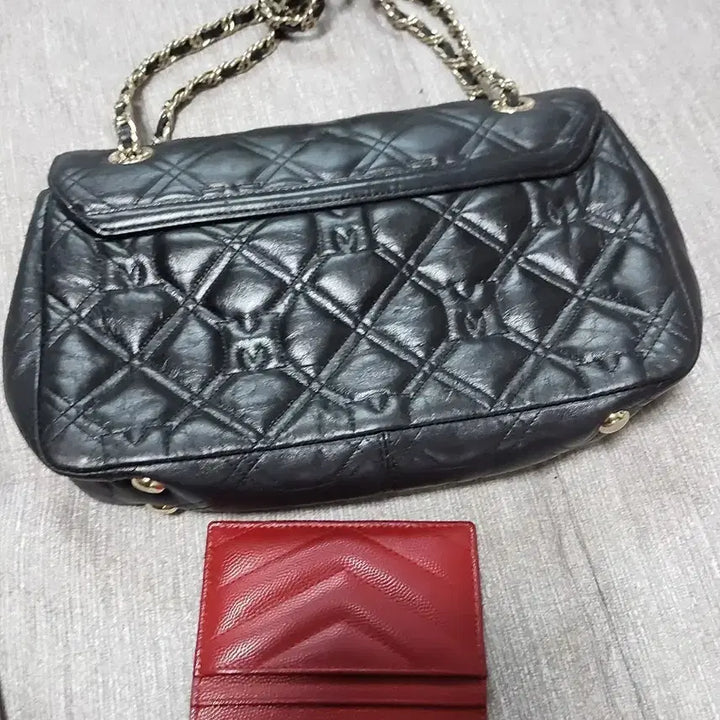 [BUNJANG] MCM Quilting Chain Bag / 메트로시티 퀼팅 체인백