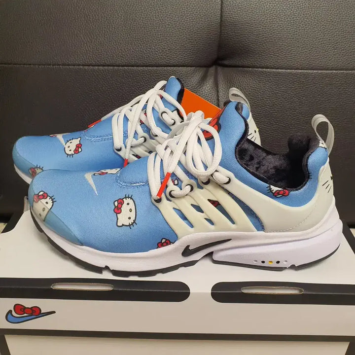 [BUNJANG] Nike Air Presto QS Hello Kitty Sneakers / 나이키 에어 프레스토 QS 헬로키티 260 새제품
