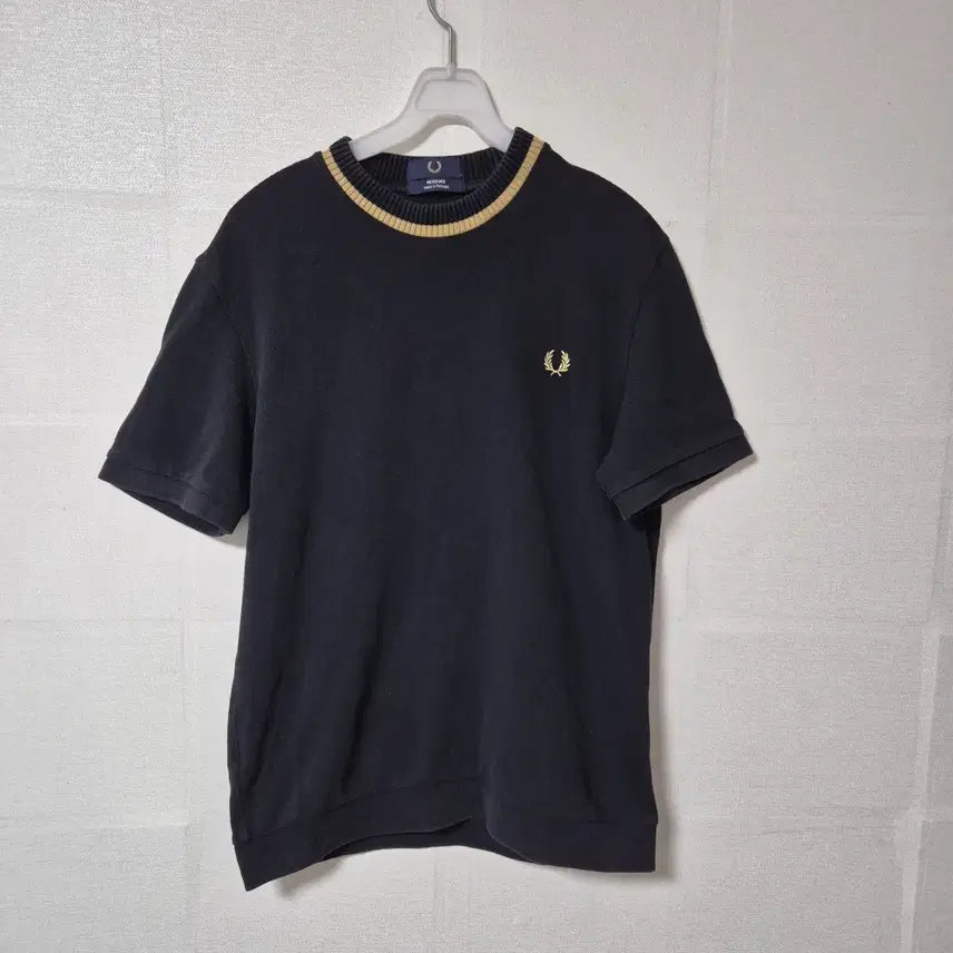 [SOLD OUT] 프레드페리 블랙 반팔 니트 티셔츠