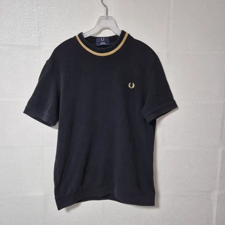 [SOLD OUT] 프레드페리 블랙 반팔 니트 티셔츠