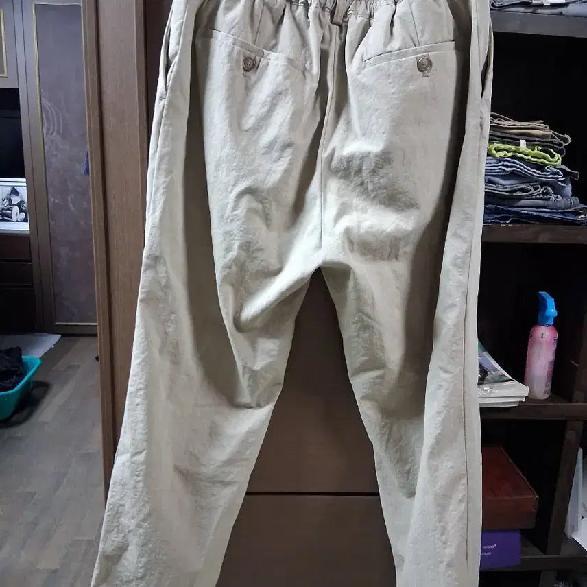 [SOLD OUT] 스파오 베이지색 주름 바지(L)