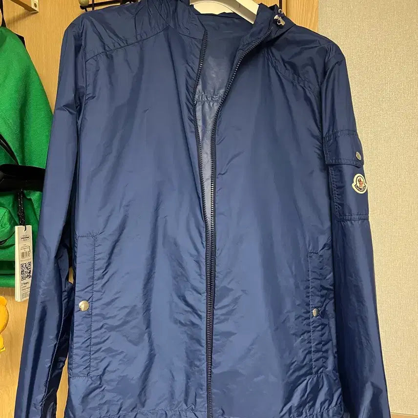 [SOLD OUT] 몽클레어 에티아슈 로얄블루 후드 바람막이
