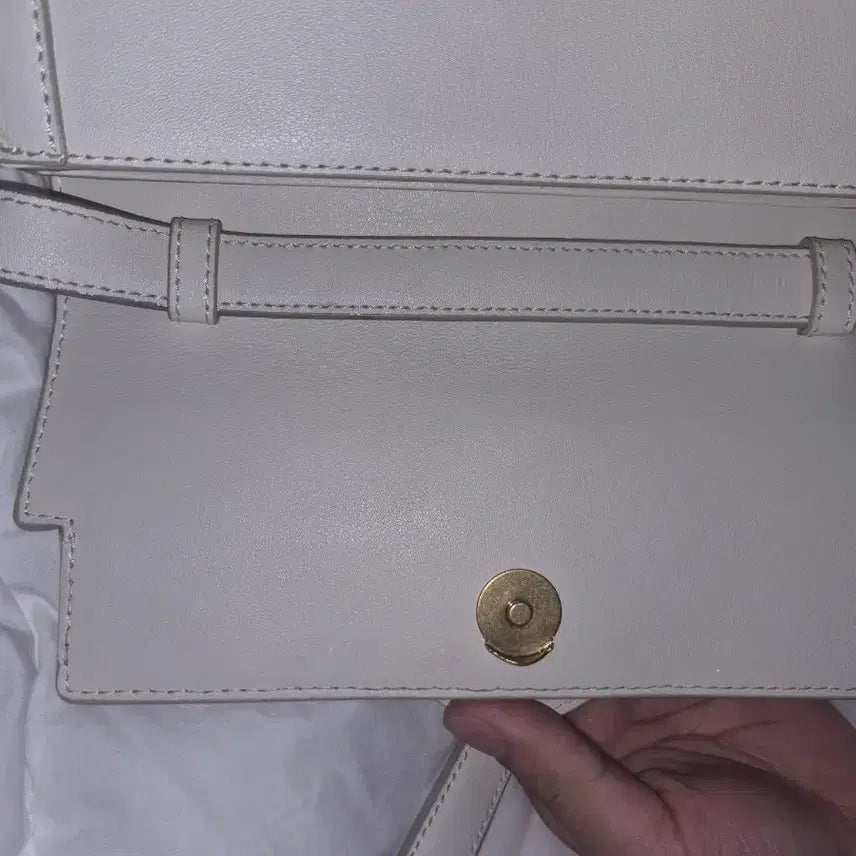 [BUNJANG] JILLSTUART Ivory Crossbody Bag / 질스튜어트 아이보리 가방