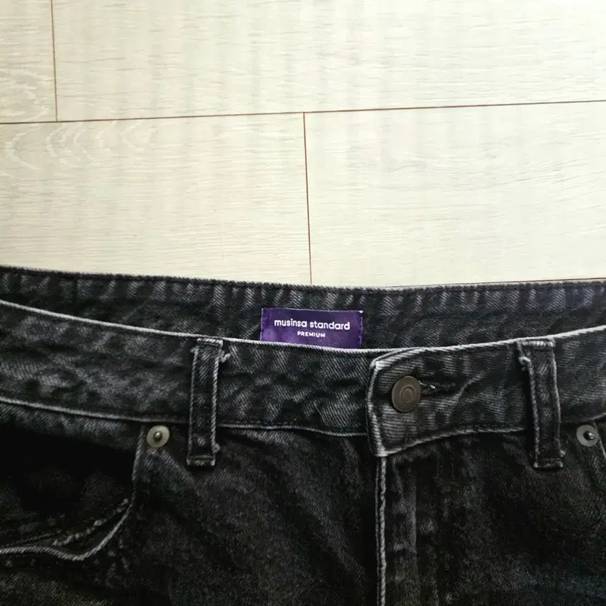 [BUNJANG] Musinsa Standard Premium Washed Black Denim Jeans / 무신사스텐다드 프리미엄 워시드블랙 데님 청바지