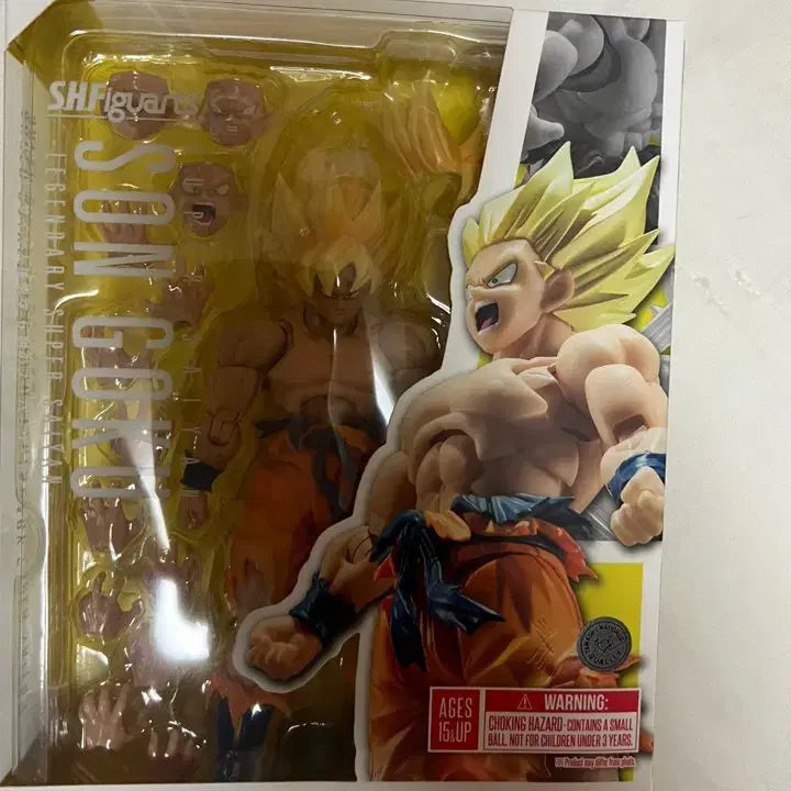 [BUNJANG] Bandai Tamashii Nations Dragon Ball Son Goku Legendary Super Saiyan Ver. Unsealed Action Figure / SHF 드래곤볼 손오공 전설의 사이어인VER. 개봉품 판매