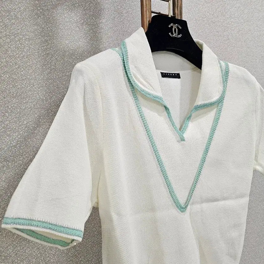 [BUNJANG] Sisley Pointed Blouse / 시슬리