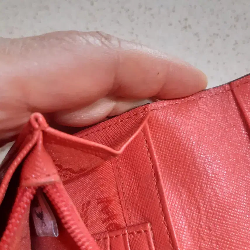 [BUNJANG] MCM Red Women&