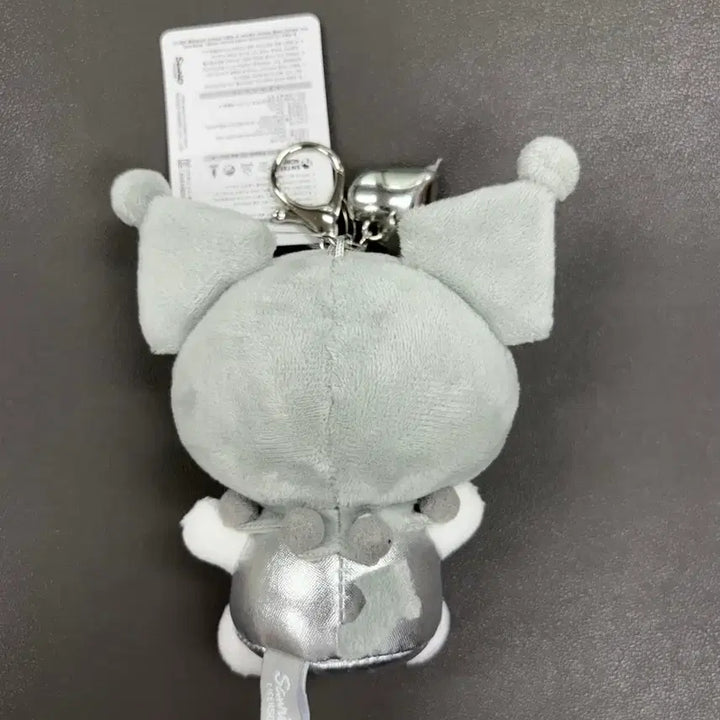 [BUNJANG] Sanrio Kuromi Doll Heart Keyring (Gray/Silver, 13cm) / (미사용) 산리오 쿠로미 인형 하트 키링 그레이 실버 (13cm)