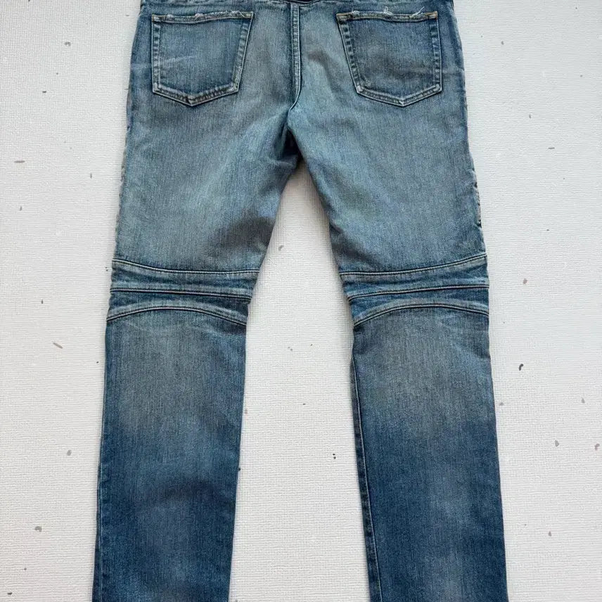 [BUNJANG] Balmain Biker Distressed Jeans / 발망 바이커 디스진 청바지