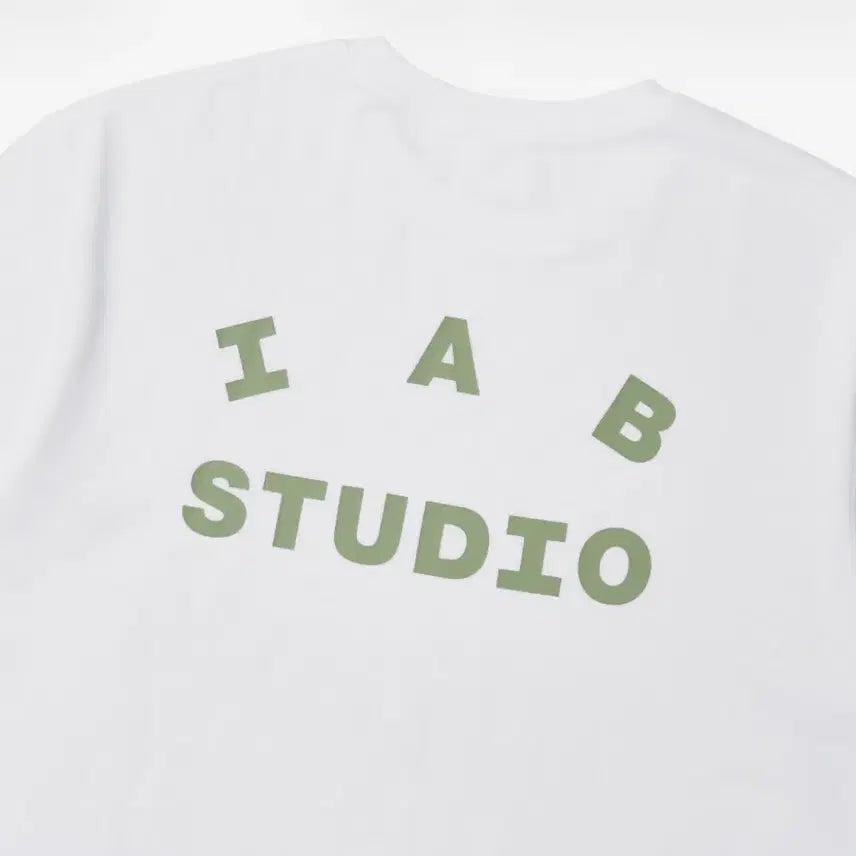[BUNJANG] IAB Studio White T-shirt Light Green Logo / 아이앱 스튜디오 티셔츠 화이트 라이트 그린 [M,L,XL]