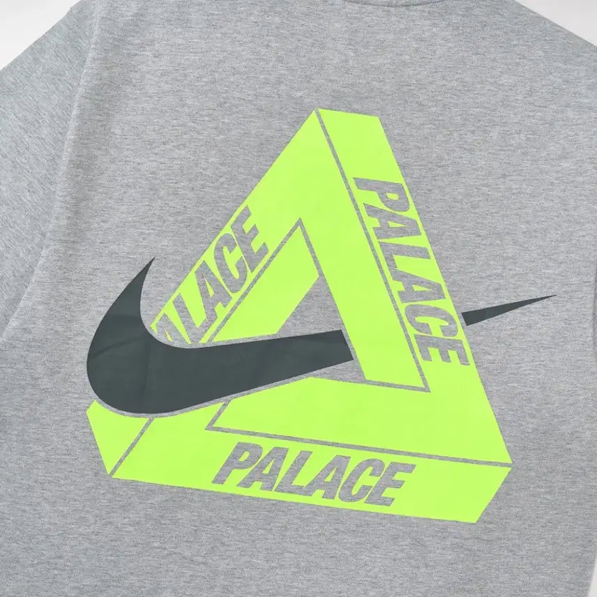 [BUNJANG] Palace x Nike Tri Swoosh T-shirt Gray / 팔라스 x 나이키 트라이 스우시 티셔츠 그레이 말 - 25FW