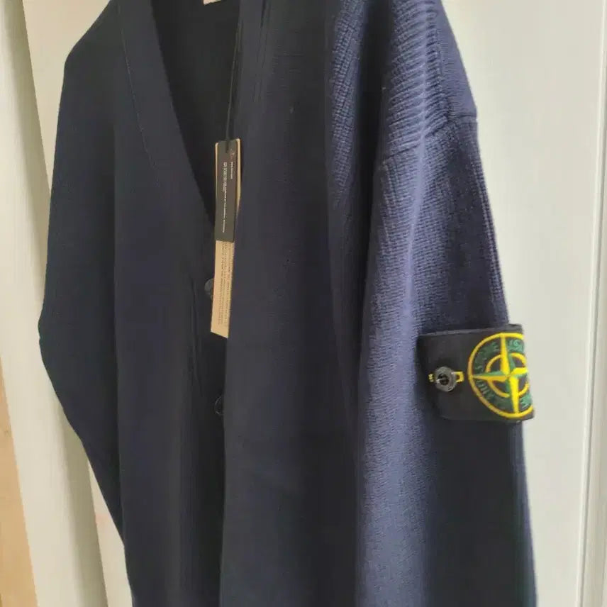 [BUNJANG] Stone Island 26SS Organic Cotton Cardigan Navy / [새상품 클래식의 진화, 26SS 스톤아일랜드 오가닉 코튼 가디건 네이비