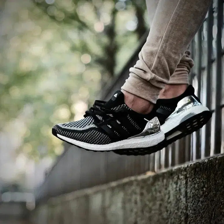 [BUNJANG] Adidas Ultra Boost LTD Medal Pack Shoes Size 255 / [255] 아디다스 울트라 부스트 LTD 메달팩