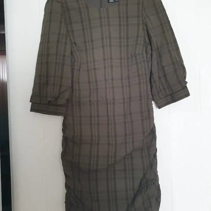 [BUNJANG] ZARA Checkered Shirred Mini Dress / (오늘특가) 자라 체크 셔링 미니원피스