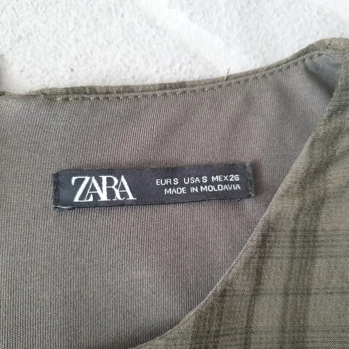 [BUNJANG] ZARA Checkered Shirred Mini Dress / (오늘특가) 자라 체크 셔링 미니원피스