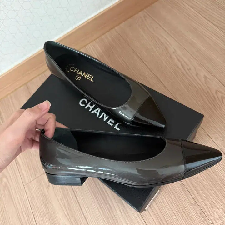 [BUNJANG] Chanel Flat Shoes Size 36 / 샤넬 플랫 36