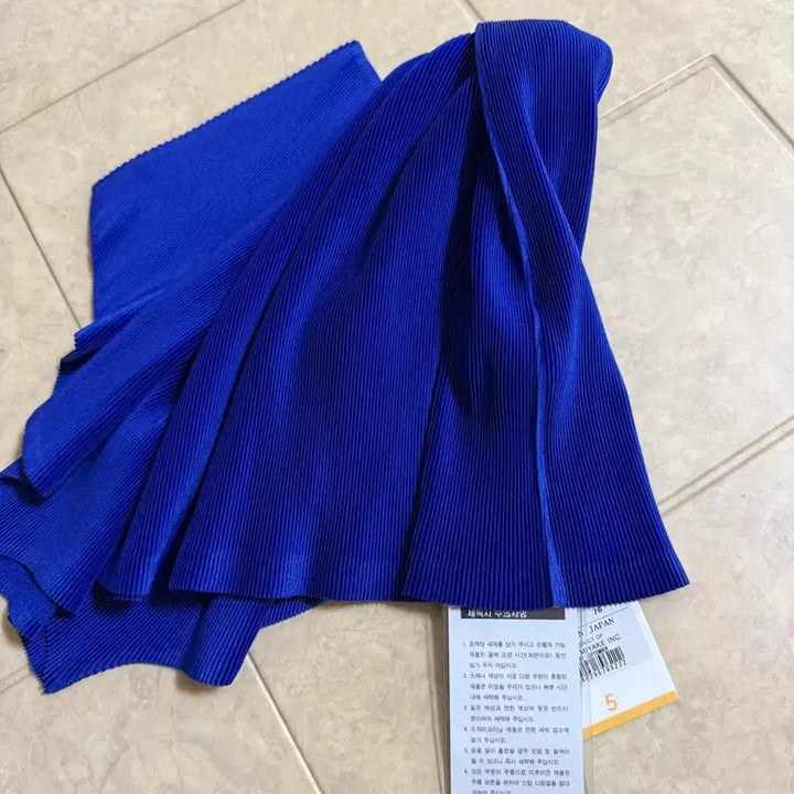 [BUNJANG] Pleats Please Mist Top Blue Size 5 / 플리츠 플리즈 미스트 탑 블루 5 (25.09)