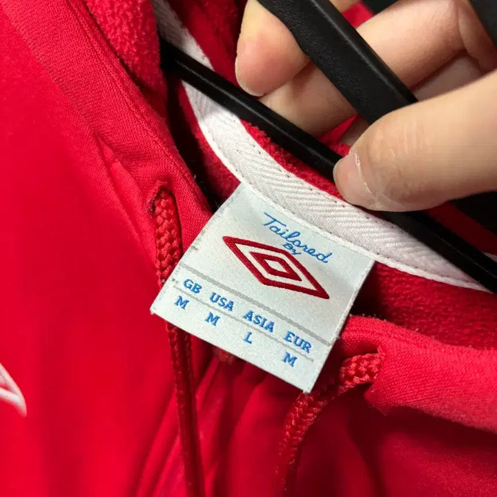 [BUNJANG] Umbro Hooded Zip-up Jacket / 엄브로 정품 후드집업