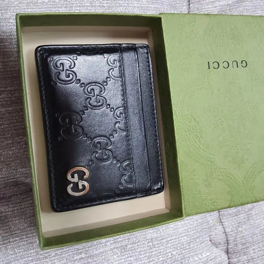[BUNJANG] Gucci GG Embossed Card Wallet / 구찌 GG엠보스 카드지갑 블랙