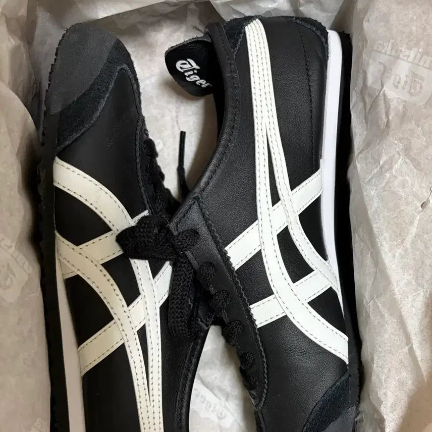 [BUNJANG] Onitsuka Tiger Mexico 66 Black/White / 오니츠카타이거 멕시코66 블랙/화이트
