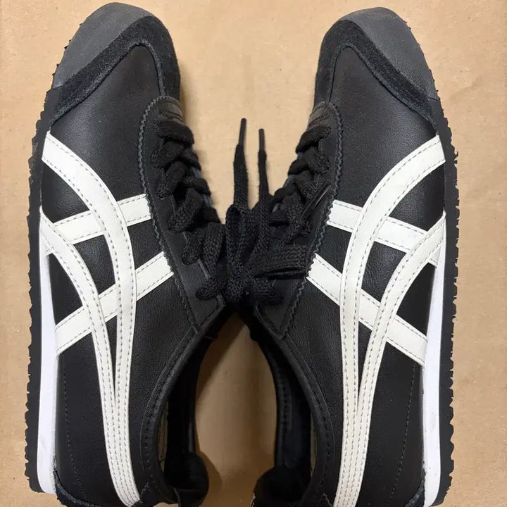 [BUNJANG] Onitsuka Tiger Mexico 66 Black/White / 오니츠카타이거 멕시코66 블랙/화이트