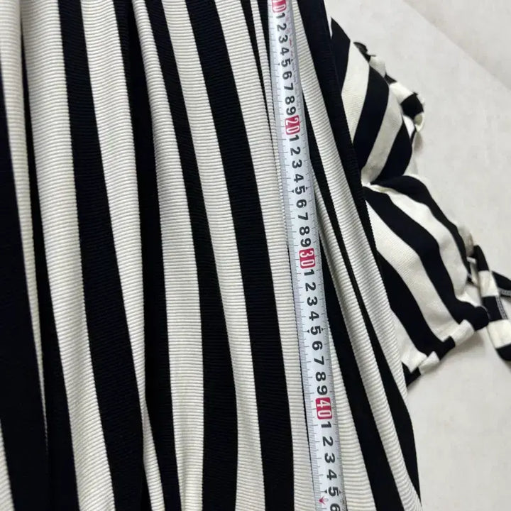 [BUNJANG] Moncler Striped Knit Long Dress / 몽클레르 스트라이프 니트 롱 원피스