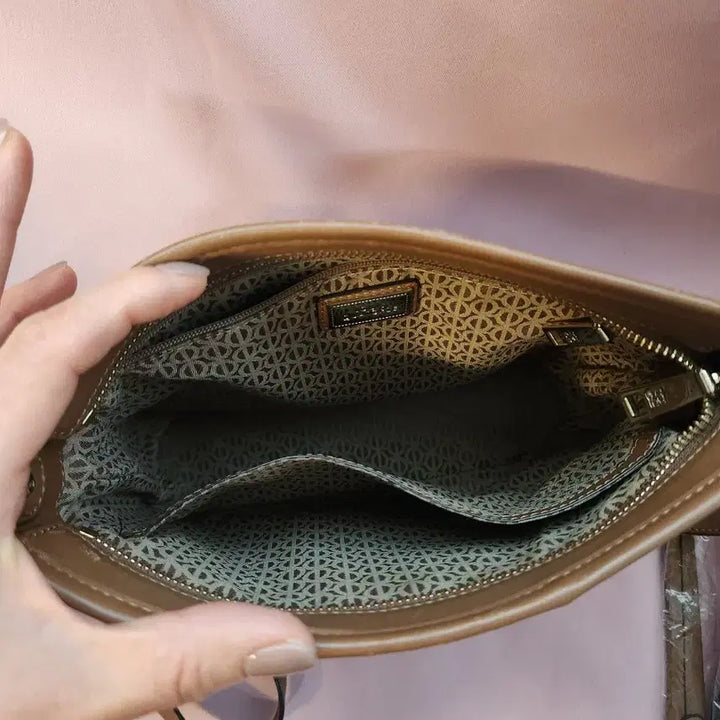 [BUNJANG] Louis Quatorze Crossbody Bag / 루이까또즈 크로스백