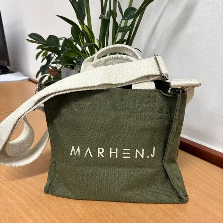 [BUNJANG] MARHEN.J Rico Mini Tote Bag Khaki / 마르헨제이 리코 미니 카키 토트백