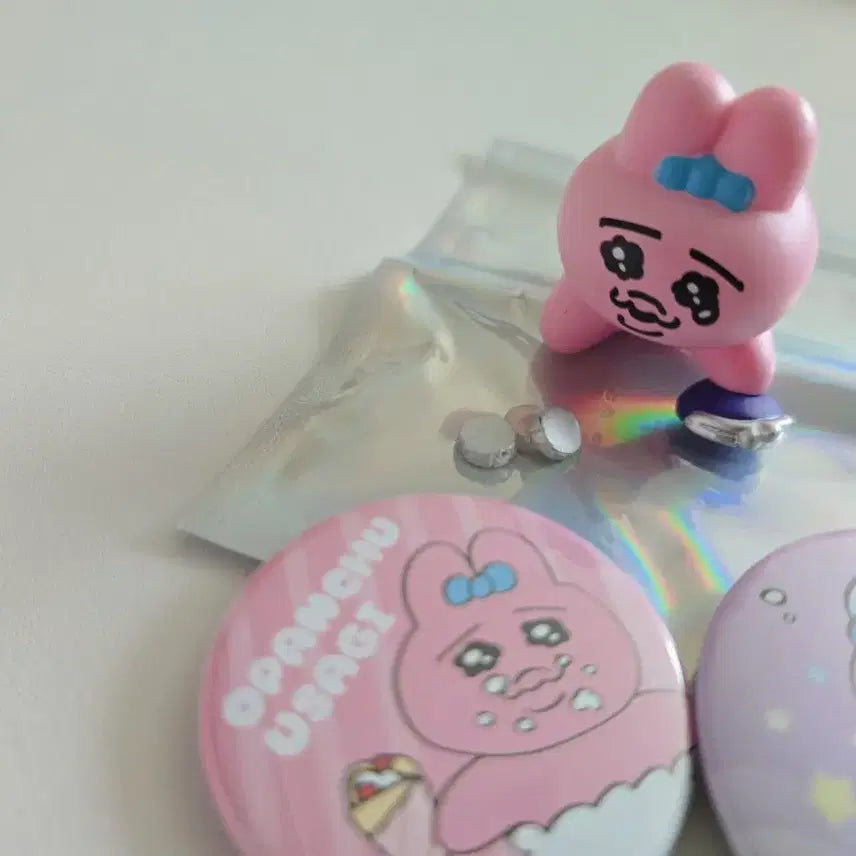 [BUNJANG] Opanchu Usagi Rabbit Badge, Figure, Pouch Set / 오늘만할인)오빤츄 토끼 뱃지,피규어,파우치세트