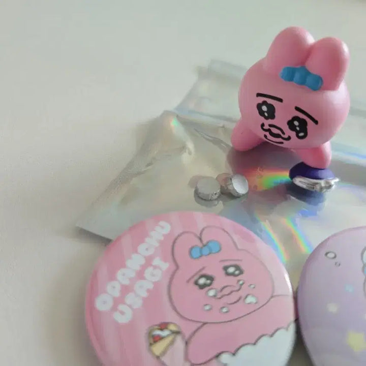 [BUNJANG] Opanchu Usagi Rabbit Badge, Figure, Pouch Set / 오늘만할인)오빤츄 토끼 뱃지,피규어,파우치세트