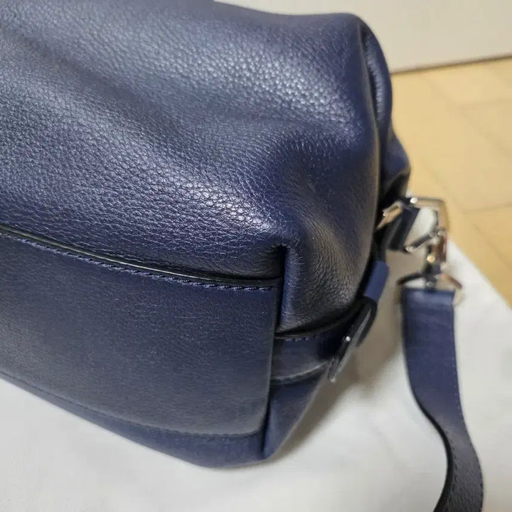 [SOLD OUT] 지방시 정품 뉴나이팅게일 스몰백