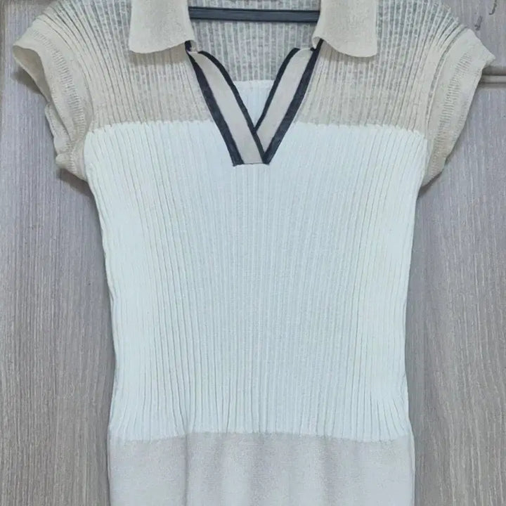 [SOLD OUT] 시스템 브이넥카라 니트(여성) 55