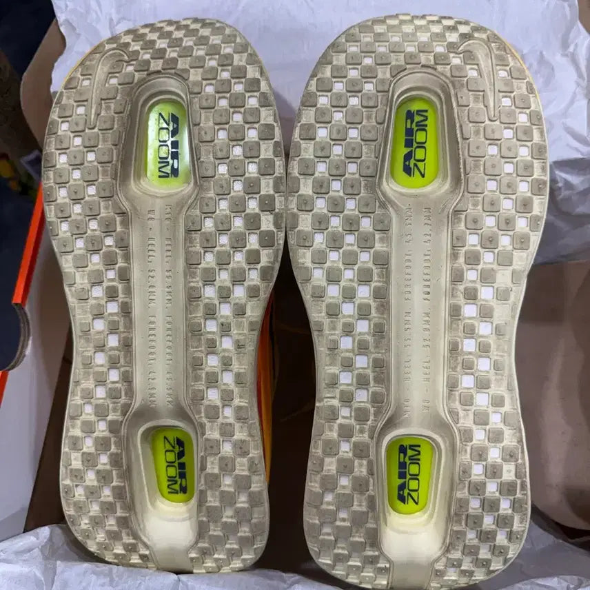 [SOLD OUT] 나이키 보메로 프리미엄 오렌지