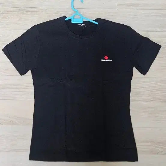[BUNJANG] DSQUARED2 Slim Fit Short Sleeve T-Shirt - Black (Size S) / 새것 반택포8천) DSQUARED2 슬림핏 반팔 s