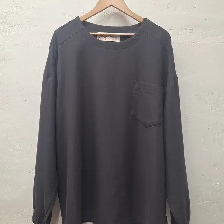 [SOLD OUT] 무신사 러기드 하우스 포켓 긴팔티 블랙 2XL