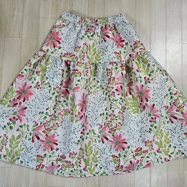 [BUNJANG] Floral Jacquard A-line Flare Long Skirt / 들꽃나염 자가드 아방핏 플레어 롱스커트 FREE