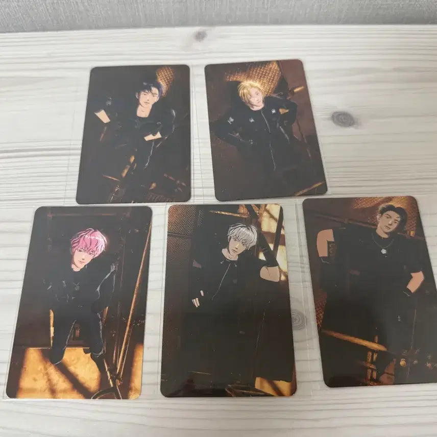 [SOLD OUT] 플레이브 칼리고 pt.2 십카페, 명동무신사 미공포 세트