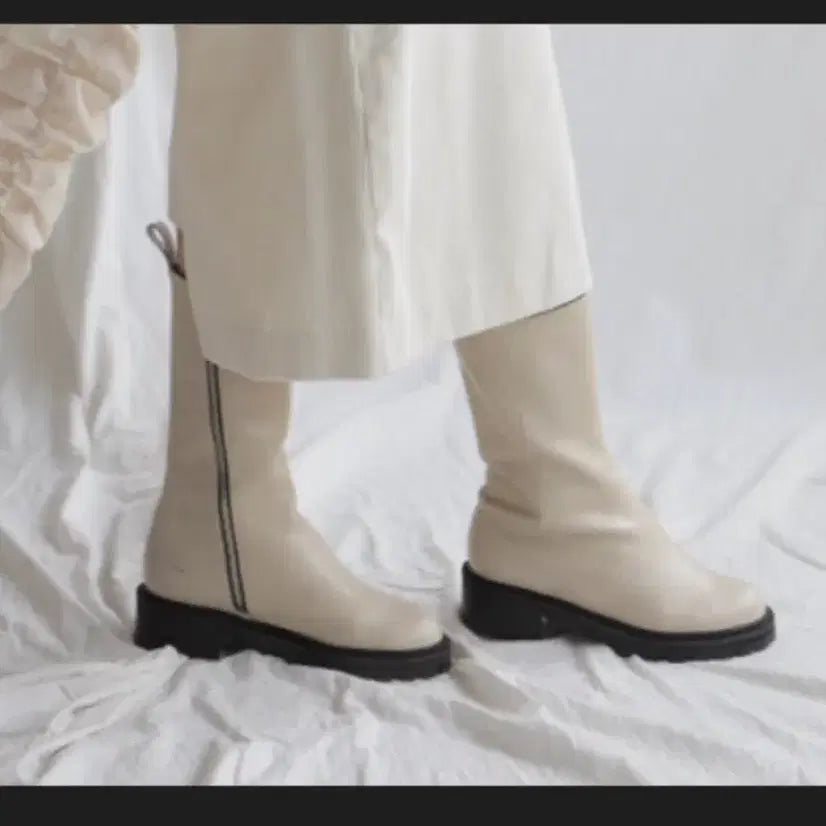 [BUNJANG] Soft Seoul Leather Boots Cream / 소프트서울 레더 부츠 크림