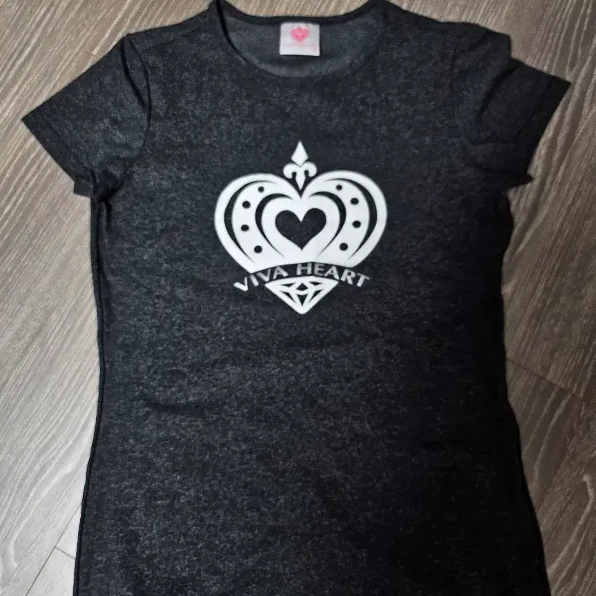[BUNJANG] VIVA HEART Black Short Sleeve T-Shirt / VIVA HEART 블랙 반팔 티셔츠