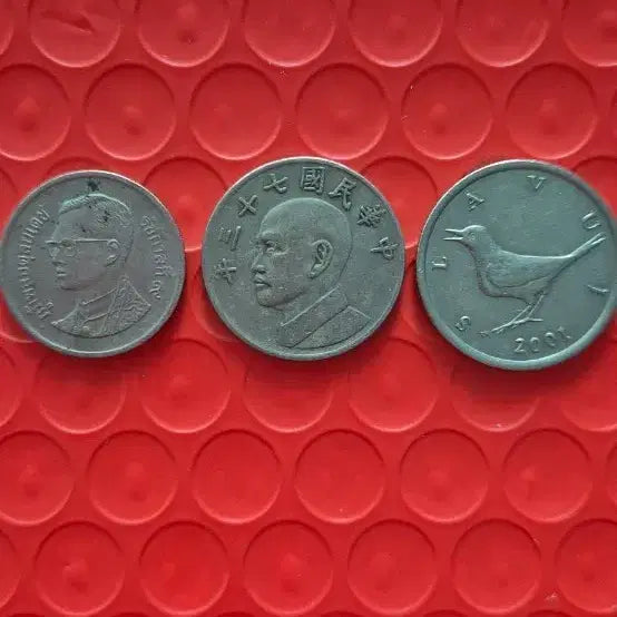 [BUNJANG] Mixed Country Coin Collection (Thailand, Taiwan, Europe) / 각국 주화 모음 (태국/대만/유럽)