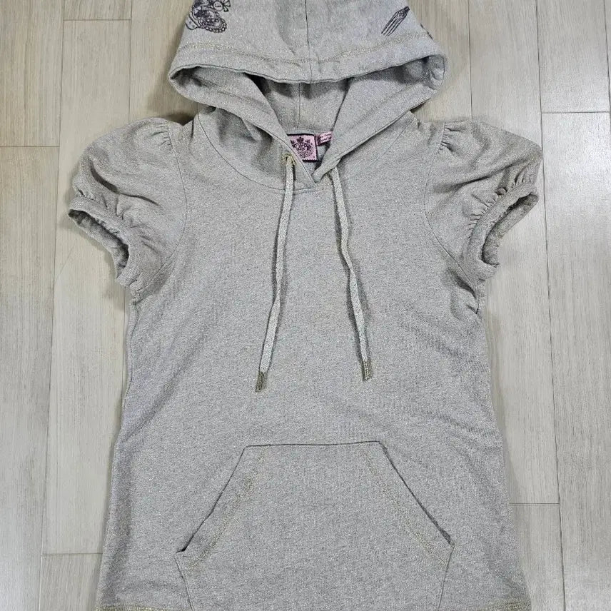 [BUNJANG] Juicy Couture Short Sleeve Hoodie Camel Gold (Size S) / 쥬시꾸뛰르 반팔 후드티 카멜골드 S