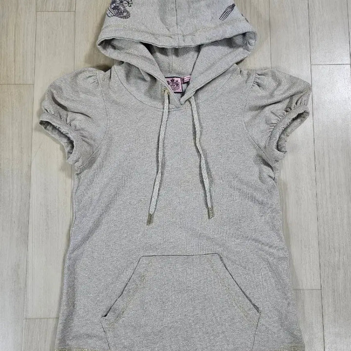 [BUNJANG] Juicy Couture Short Sleeve Hoodie Camel Gold (Size S) / 쥬시꾸뛰르 반팔 후드티 카멜골드 S