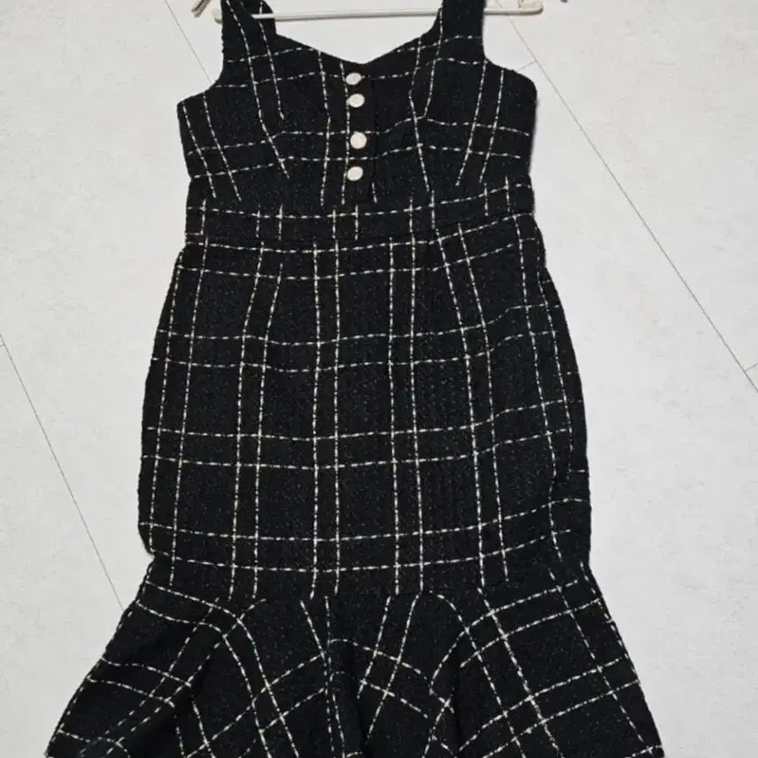 [BUNJANG] Checkered Tweed Mermaid Dress / 하객룩 체크 트위드 머메이드 원피스