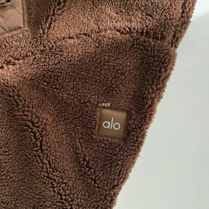 [BUNJANG] Alo Yoga Sherpa Edge Bomber Fleece Jacket / 알로요가 alo yoga 셰르파 엣지 봄버 자켓 뽀글이 후리스