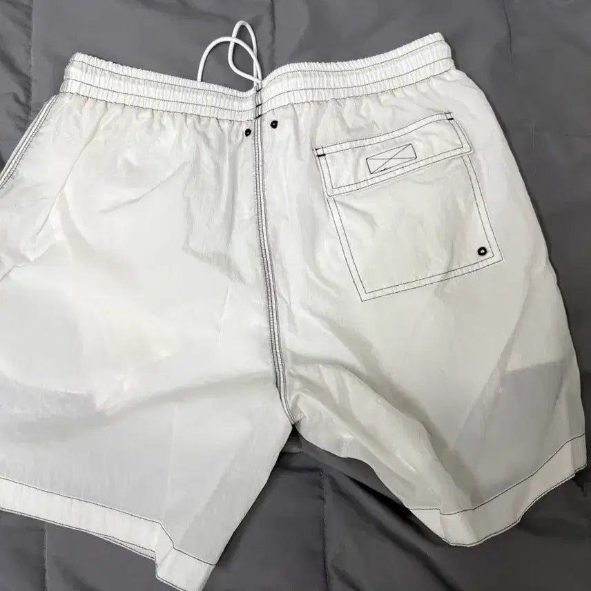 [BUNJANG] HeritageFloss Nylon Shorts White M / 31일까지 할인) 헤리티지플로스 나일론 쇼츠 화이트 M