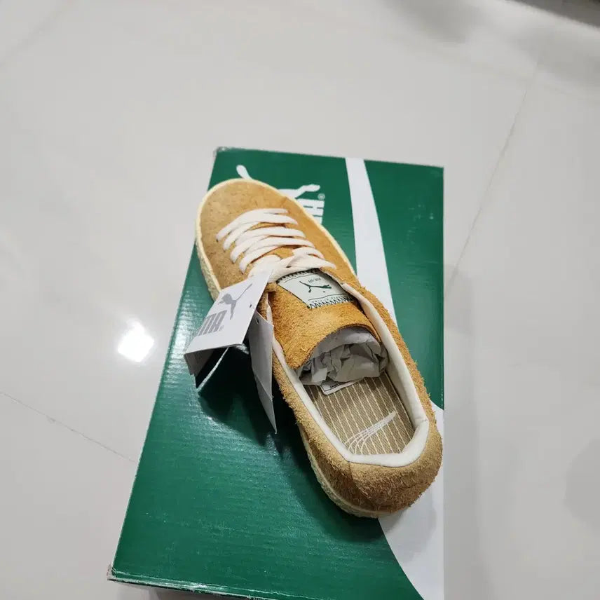 [BUNJANG] Puma Weekend PL 240 Limited Edition Sneakers / (새상품 새제품)푸마퓨마 위켄드PL 240 - 한정판새신발/운동화생일선물