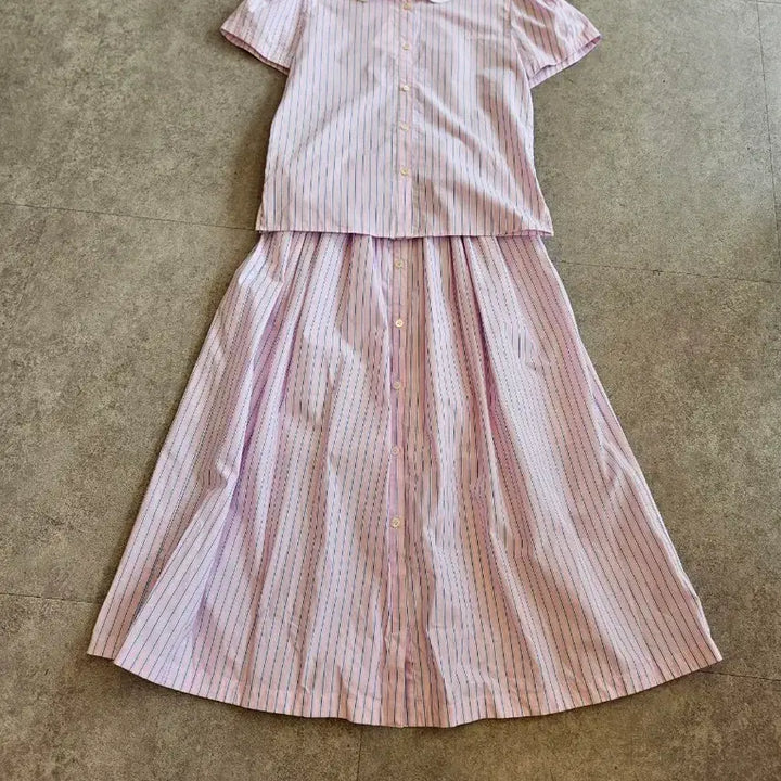 [BUNJANG] Pleta Stripe Puff Blouse + Skirt Set (New) / 플레타 스트라이프 퍼프 블라우스 + 스커트 셋업 (새상품)