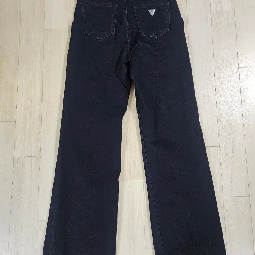 [SOLD OUT] [Guess] 게스 스판 플레어 부츠컷 데님팬츠 블랙 26
